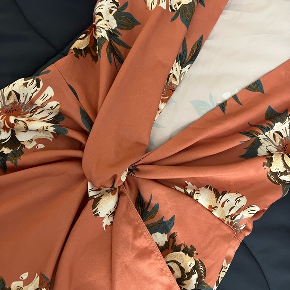 V Cut Long Sleeve Dress - orange - Picture 3 of 6